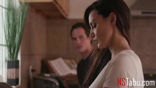 Fillo come stepmoms burro durante todo o día - Becky Bandini, Robby Eco