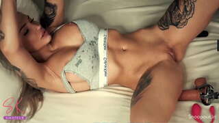 Sexy rusoaica Uda pe Webcam Sexy rusoaica Uda pe Webcam