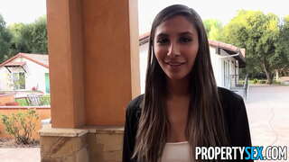 PropertySex гарачы агент з Узрушаючым Целам Трахал свайго Кліента, каб Атрымаць Лістынг PropertySex гарачы агент з Узрушаючым Целам Трахал свайго Кліента, каб Атрымаць Лістынг