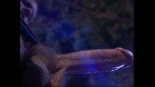 Busty ravenhaired babe pride razbijalo za votary kot ritual Hudič je kult